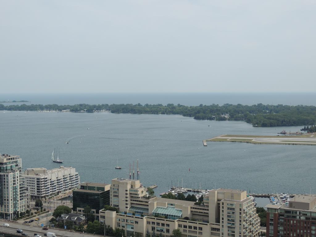 Tvhr - Luxury Condos In Heart Of Downtown Apartment Toronto
