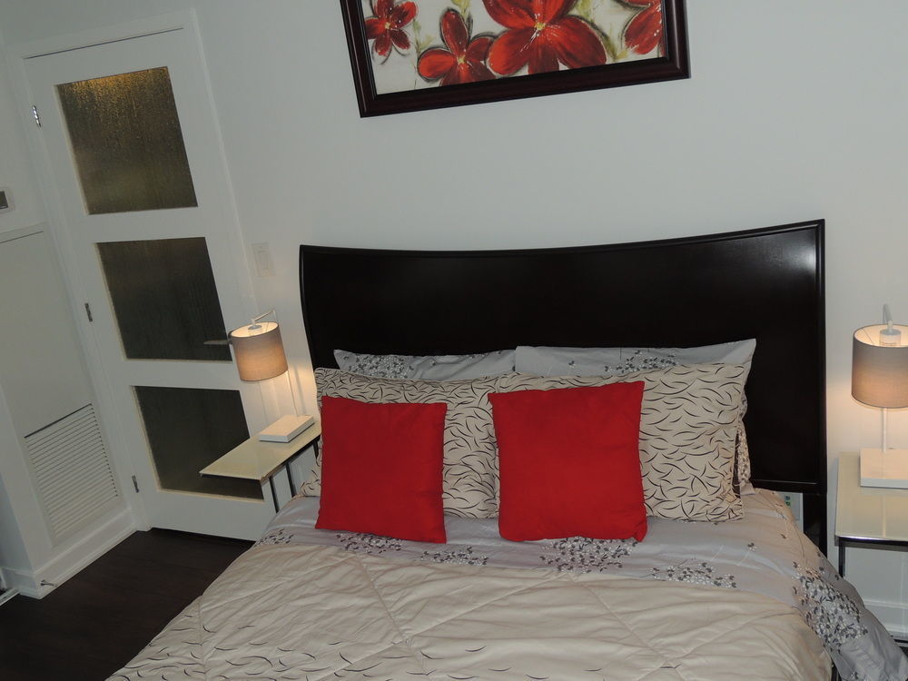 Tvhr - Luxury Condos In Heart Of Downtown Apartment Toronto